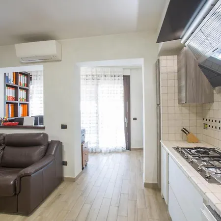 Faro House Fiumicino